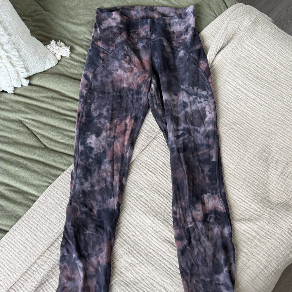 Lululemon leggings (Nulu) 25”